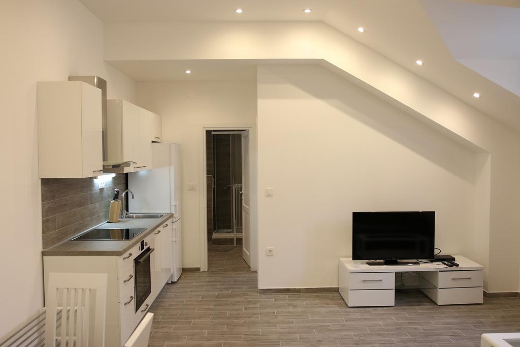Centar Vodice Apartmani 客房 照片