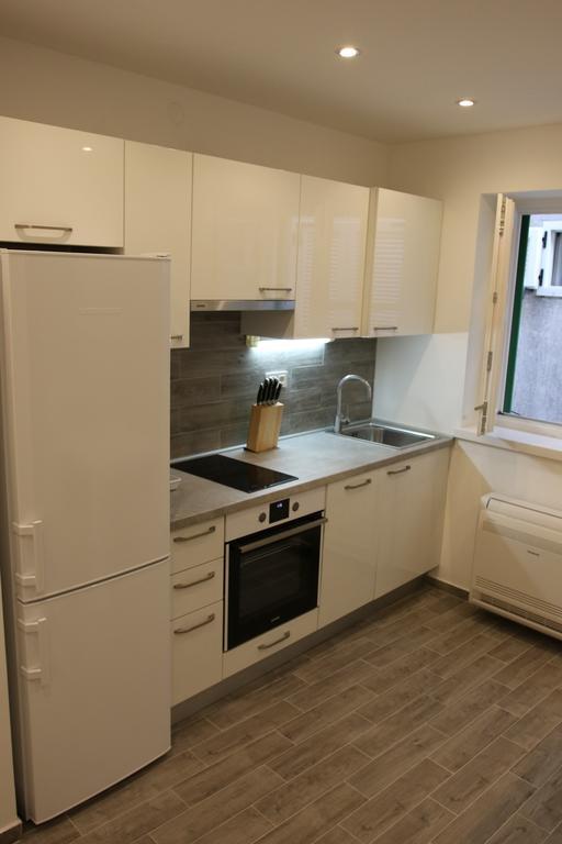 Centar Vodice Apartmani 客房 照片